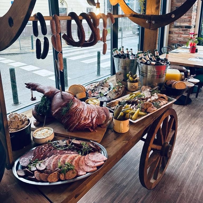 Rodzinne przyjęcie prywatne — catering Gruby Josek